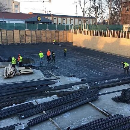 Budynek Wielorodzinny Z Funkcją Usługową 1-17