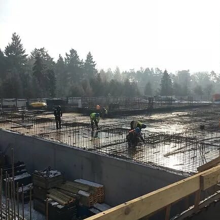 Budynek Wielorodzinny Z Funkcją Usługową 2-21